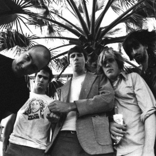 在活死人变成沙雕厂牌、被饭圈入侵之前，他们曾经靠着这种音乐风格大杀四方！ | 第2张