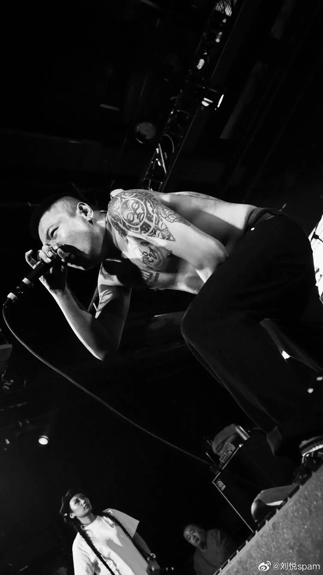 刘悦Spam生番 他不光在《说唱新世代》的舞台留下了金曲,其口头禅还成了节目中最火的弹幕 | 第22张 | 嘻哈中国 刘悦Spam生番 他不光在《说唱新世代》的舞台留下了金曲,其口头禅还成了节目中最火的弹幕 | 第22张