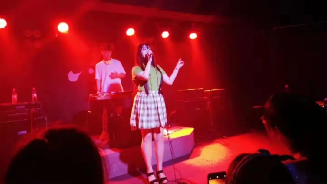 吐槽黄子韬“渣男”,“表白”马思唯,过了今年《奇葩说》海选,还拿过干一票季军,陈近南到底还做过什么? | 第2张 | 嘻哈中国 吐槽黄子韬“渣男”,“表白”马思唯,过了今年《奇葩说》海选,还拿过干一票季军,陈近南到底还做过什么? | 第2张