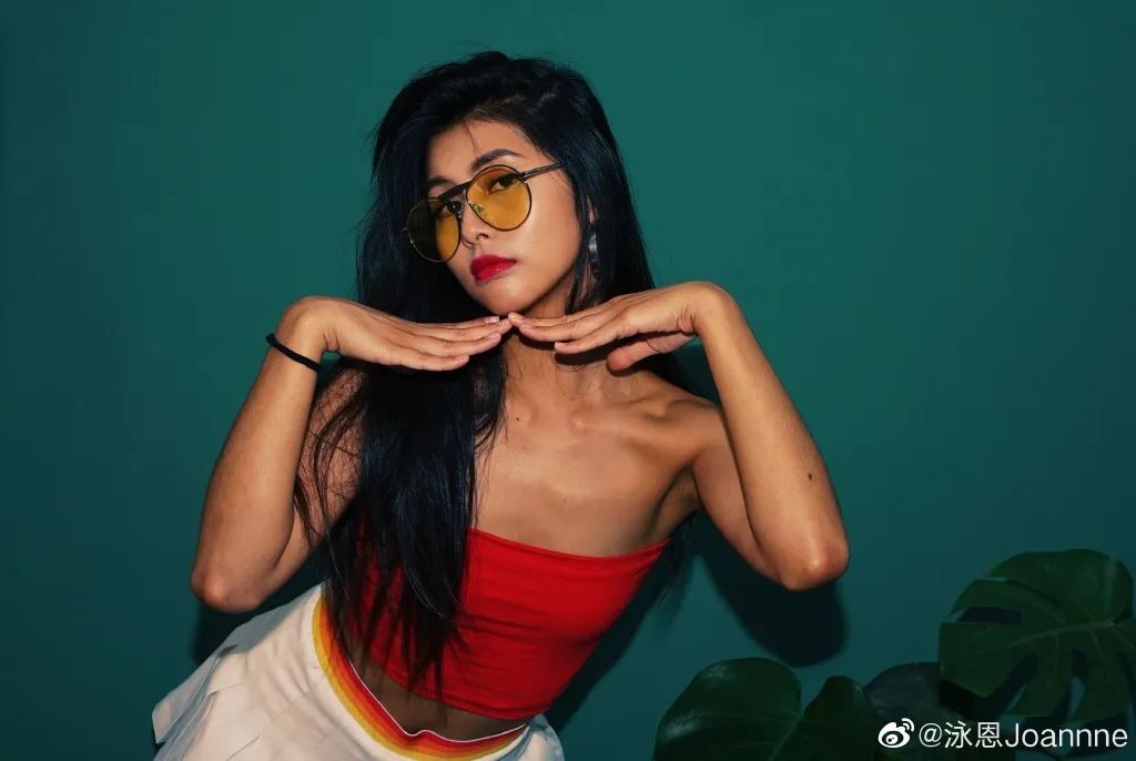 女rapper有个像男的（）-第1张图片-潮百科