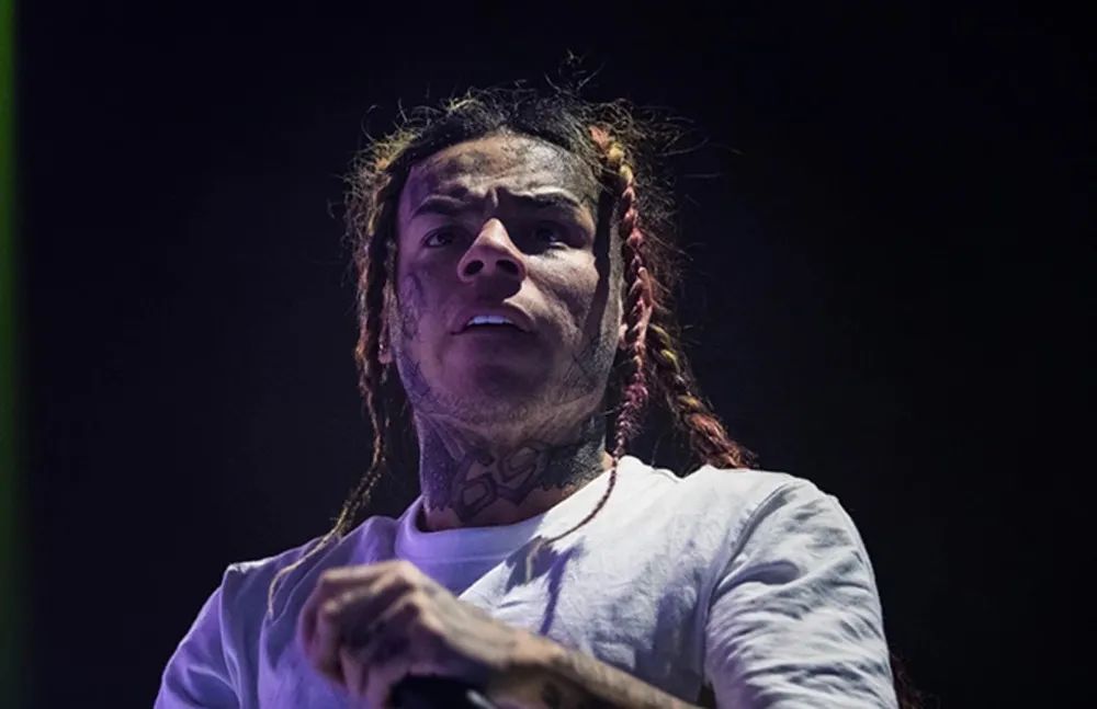 69和Meek Mill停车场互“吐口水”!结仇事件大起底! | 第6张 | 嘻哈中国 69和Meek Mill停车场互“吐口水”!结仇事件大起底! | 第6张