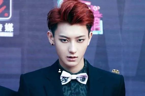 AK、福克斯道歉被嘲讽，Ty.向黄子韬热狗道歉却获尊敬，rapper到底能不能说对不起？