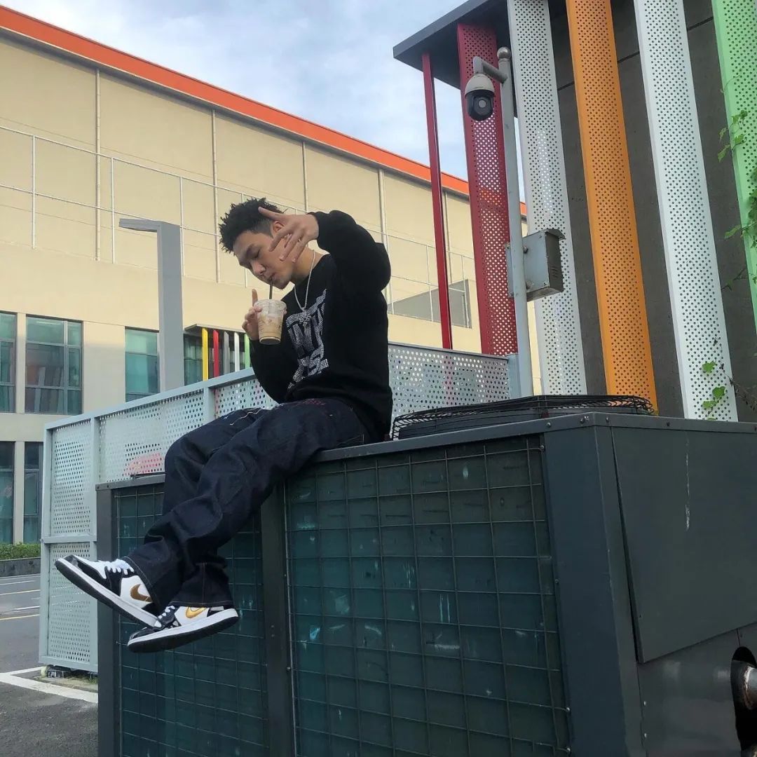 在成为新说唱九强前,他就在海选对吴亦凡说:“最好先选我不然你会后悔” | 第8张 | 嘻哈中国 在成为新说唱九强前,他就在海选对吴亦凡说:“最好先选我不然你会后悔” | 第8张