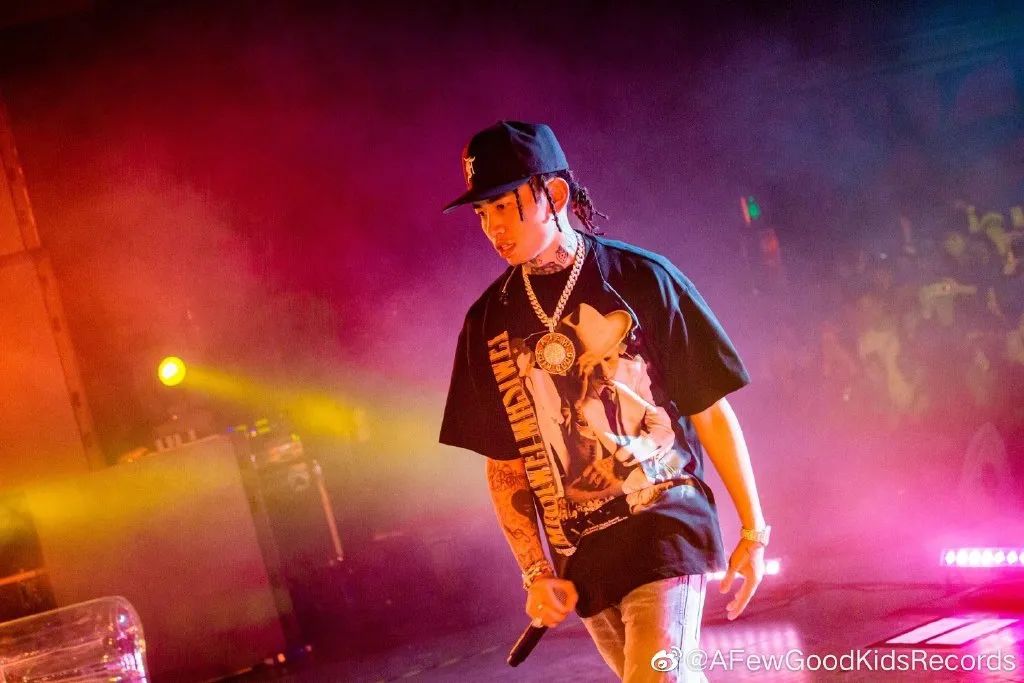 马思唯在线打假:擦亮眼睛,这不是我的专辑周边T恤! | 第5张 | 嘻哈中国 马思唯在线打假:擦亮眼睛,这不是我的专辑周边T恤! | 第5张