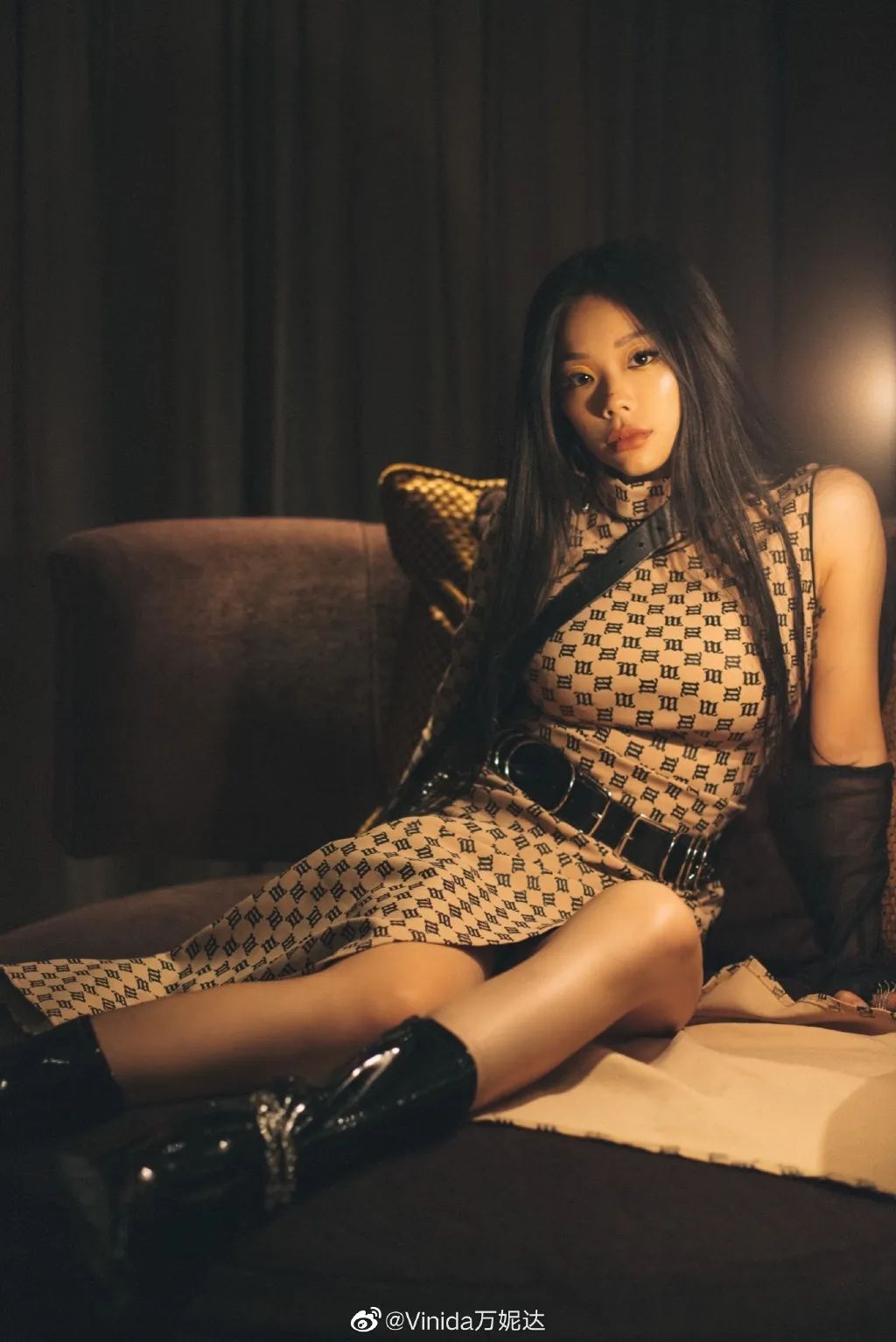 今天的她颠覆了中文说唱?让万妮达告诉你怎么做“有灵魂”的音乐。 | 第11张 | 嘻哈中国 今天的她颠覆了中文说唱?让万妮达告诉你怎么做“有灵魂”的音乐。 | 第11张