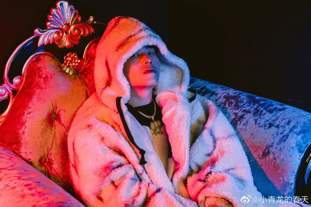 别劝蜜妞找个班上,她交的税比你工资还多 | 第4张 | 嘻哈中国 别劝蜜妞找个班上,她交的税比你工资还多 | 第4张