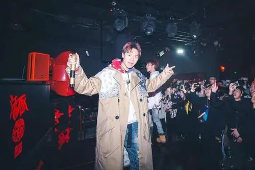 活死人龙崎因劈腿向前女友道歉，rapper的生活都很乱吗？ | 第19张