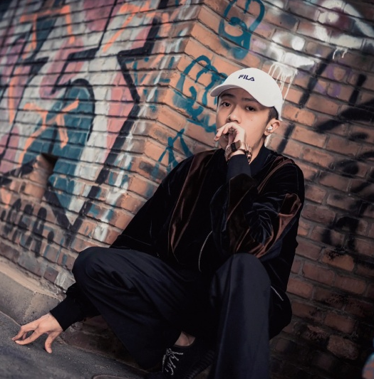 姜云升被骂:“臭鱼烂虾”!因自曝将担任「某节目导师」? | 第4张 | 嘻哈中国 姜云升被骂:“臭鱼烂虾”!因自曝将担任「某节目导师」? | 第4张