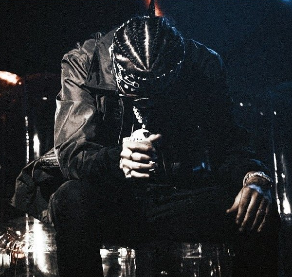 “疯狂砸门还打群架”?马思唯的巡演再次惹出事端! | 第3张 | 嘻哈中国 “疯狂砸门还打群架”?马思唯的巡演再次惹出事端! | 第3张