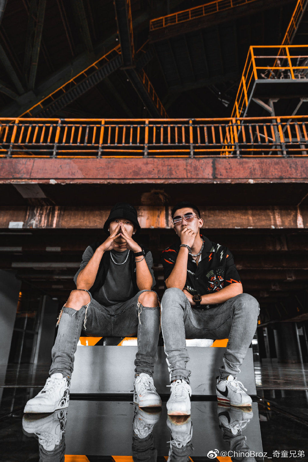 他们是说唱圈中让人无比期待的双胞胎兄弟 - 嘻哈中国