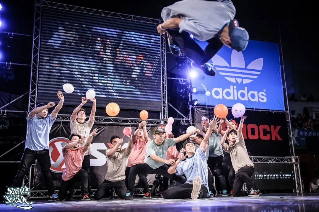 跳街舞的十大禁忌,希望没有出现在你身上! | 第5张 | 嘻哈中国 跳街舞的十大禁忌,希望没有出现在你身上! | 第5张