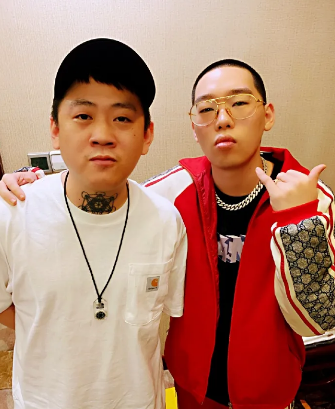 贝贝＆Melo发布新歌！内涵派克特？网友嘲讽：“拉迟但到”！