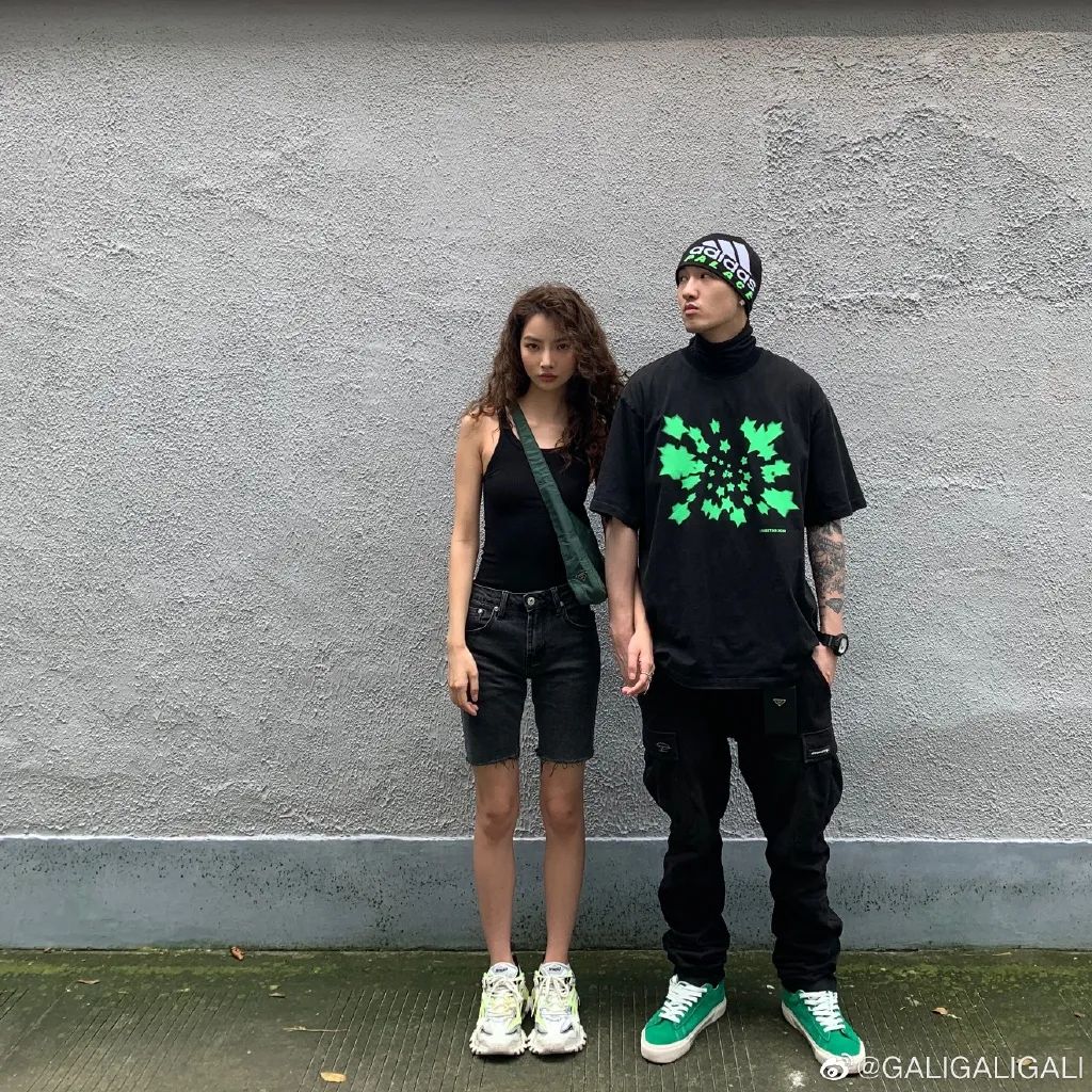 进来吃狗粮！Rapper们的爱情究竟能有多甜？