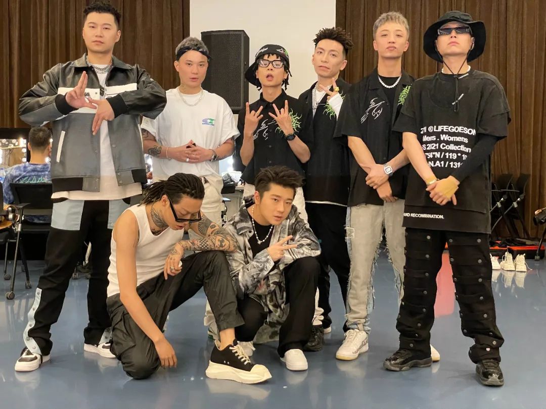 成都集团、GOSH联合录制《一周的说唱歌手》，川渝再次大团结！