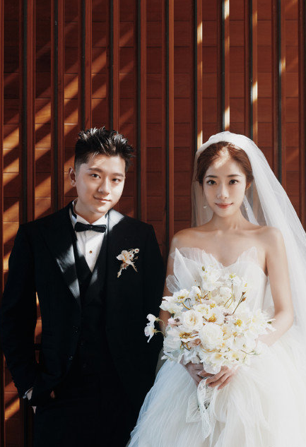 进来吃狗粮！Rapper们的爱情究竟能有多甜？