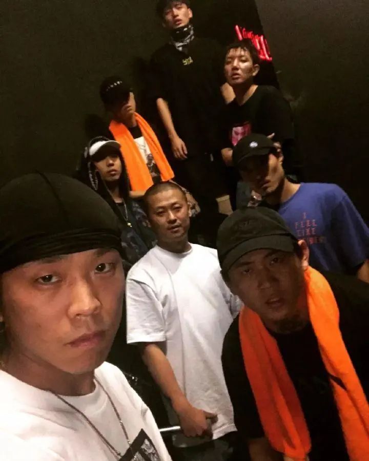 贝贝＆Melo发布新歌！内涵派克特？网友嘲讽：“拉迟但到”！