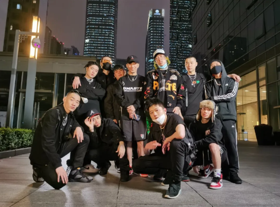 成都集团成立一周年,这群拽娃,都变了。 | 第2张 | 嘻哈中国 成都集团成立一周年,这群拽娃,都变了。 | 第2张