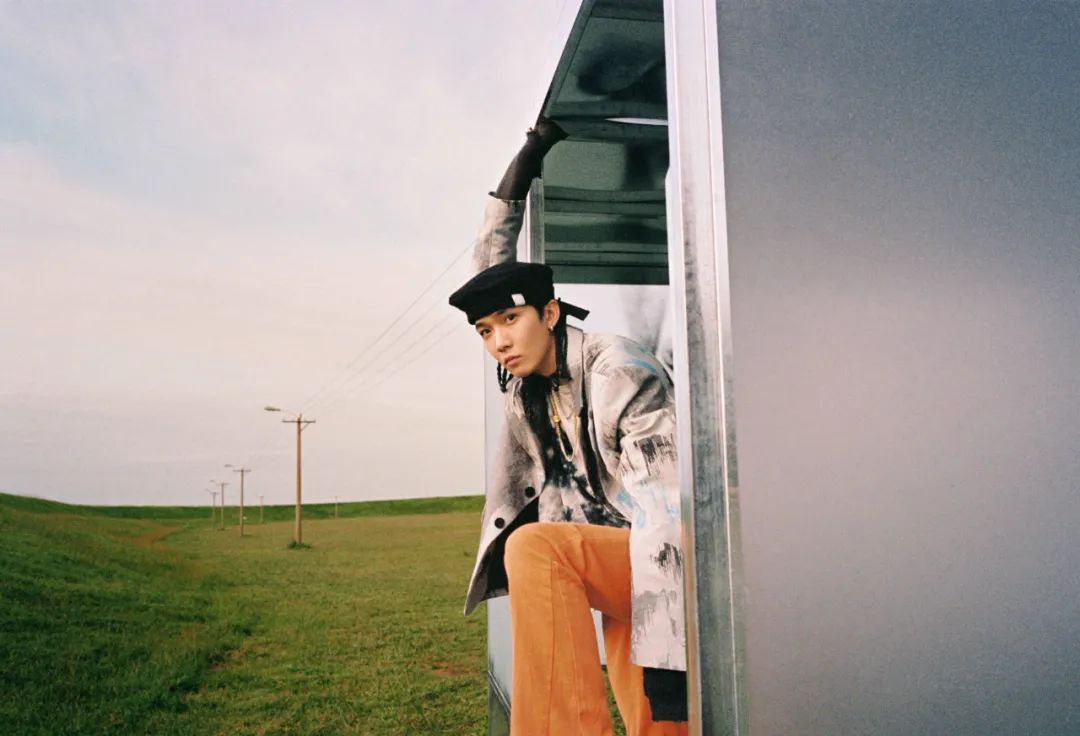 拍电影、上综艺、发专辑,改名后的Tizzy T已经不是当初那个你的男孩了! | 第8张 | 嘻哈中国 拍电影、上综艺、发专辑,改名后的Tizzy T已经不是当初那个你的男孩了! | 第8张