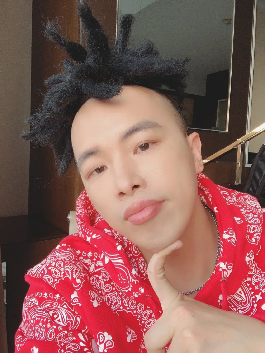 自爆身份?幼稚园杀手就是赵辰龙?? | 第7张 | 嘻哈中国 自爆身份?幼稚园杀手就是赵辰龙?? | 第7张