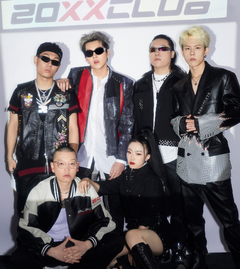 各种反转！吴亦凡自称糊凡回应“N位绯闻女友”，满舒克澄清“黑料”！