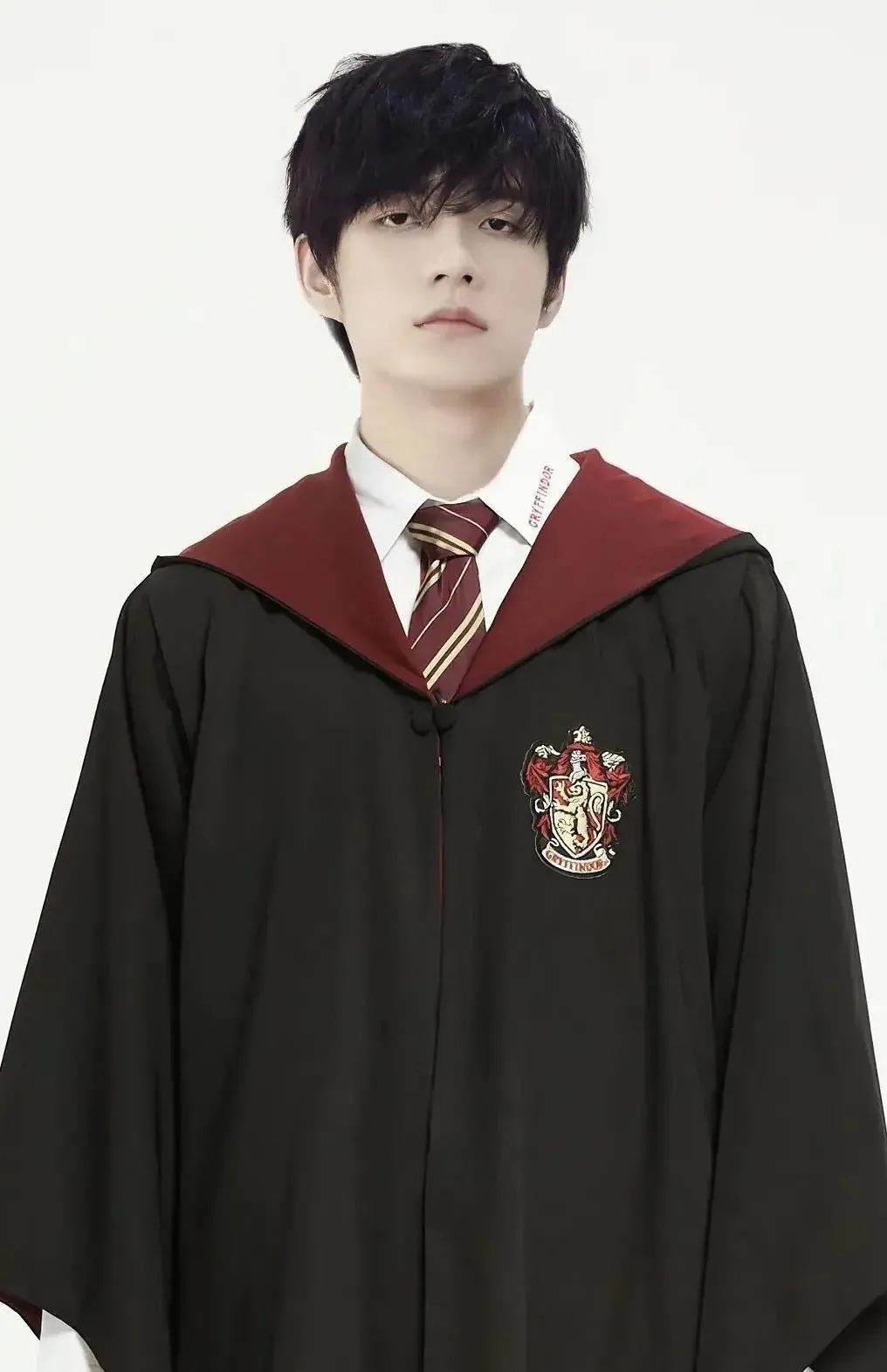 他是在偶像选秀节目中取得最好成绩的地下rapper，idol中最强的Battle MC，如今要正式回归说唱圈了