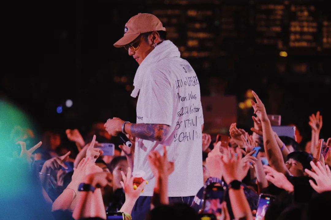 总有一首说唱，曾让你热泪盈眶