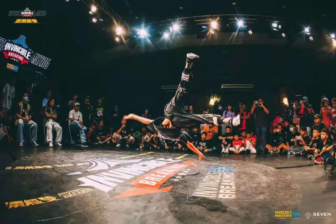 为街舞花费150万,STO最小队员,仅十岁Bboy刘杨郡楠,凭什么获得75个冠军? | 第15张 | 嘻哈中国 为街舞花费150万,STO最小队员,仅十岁Bboy刘杨郡楠,凭什么获得75个冠军? | 第15张