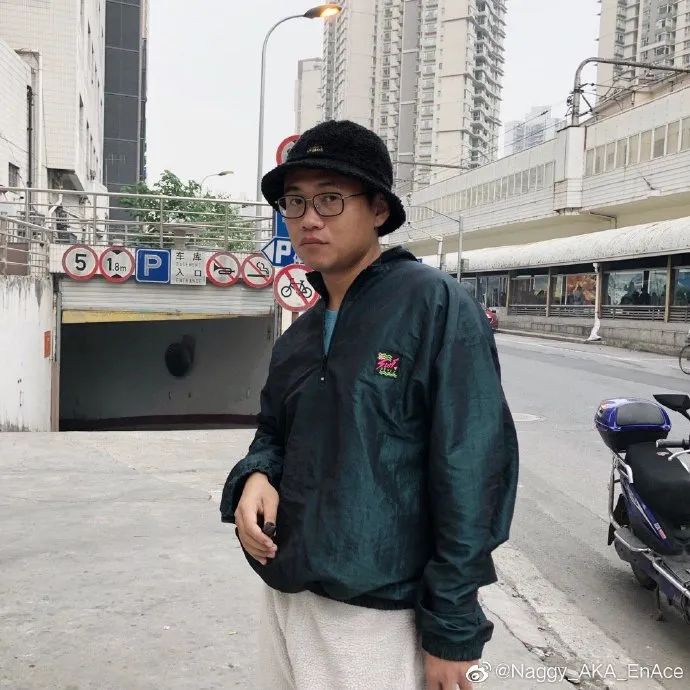 被GAI视为神话，和法老有过合作，GALI在总决赛致敬他……他可能是你偶像的偶像！