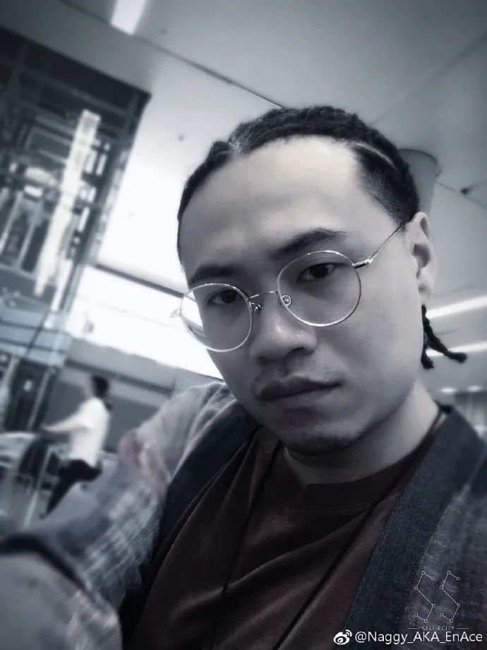 被GAI视为神话，和法老有过合作，GALI在总决赛致敬他……他可能是你偶像的偶像！