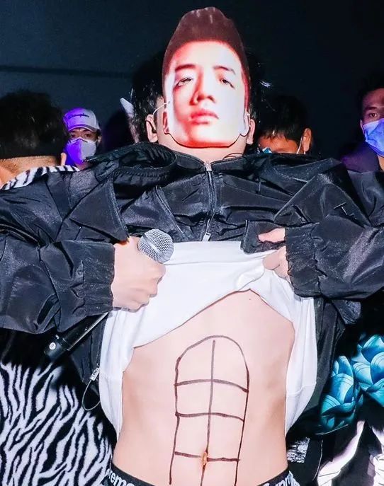 离谱!姜云升、阿达娃、周淑怡加入活死人了??? | 第16张 | 嘻哈中国 离谱!姜云升、阿达娃、周淑怡加入活死人了??? | 第16张