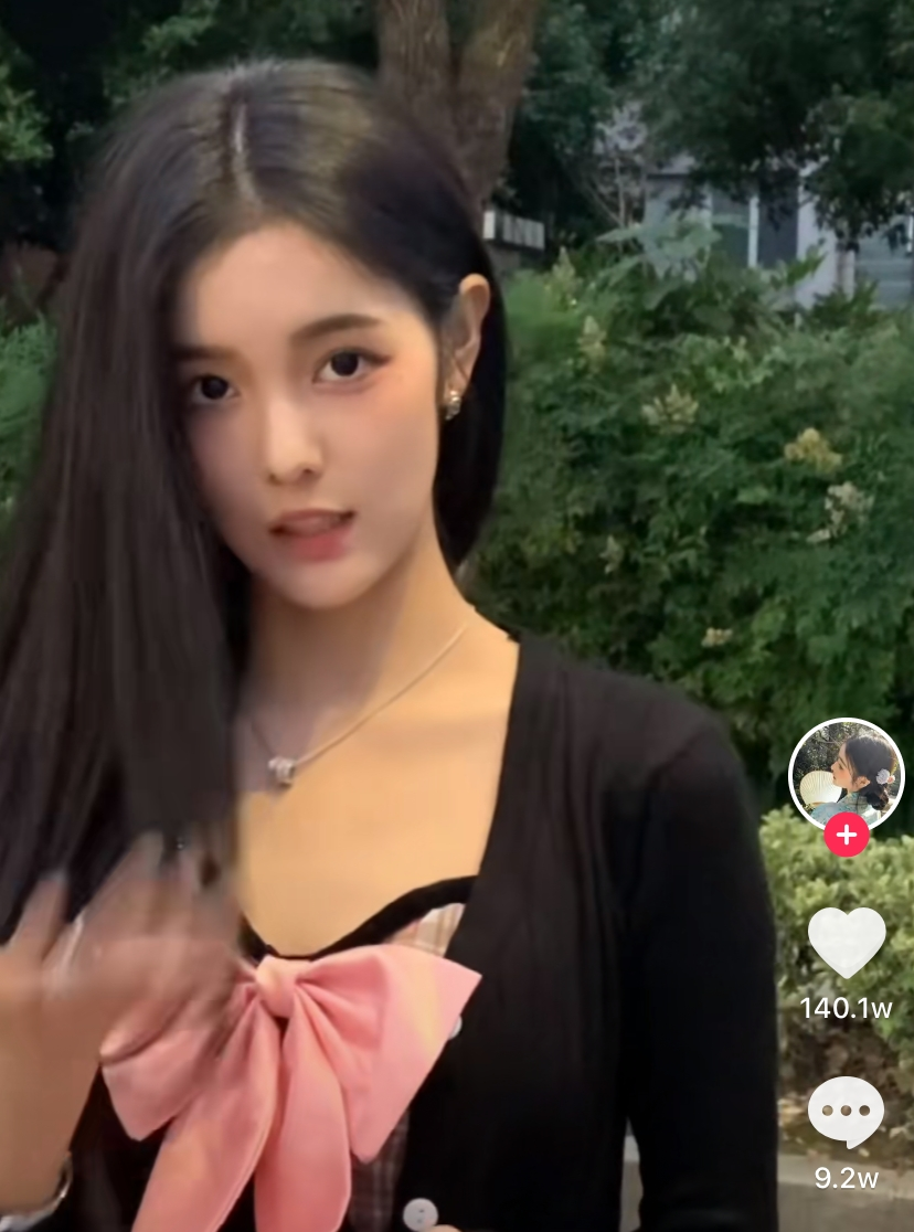 各种反转！吴亦凡自称糊凡回应“N位绯闻女友”，满舒克澄清“黑料”！