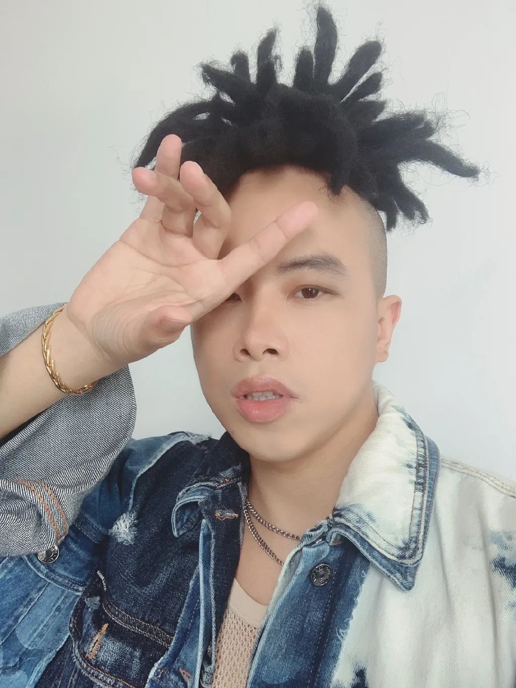 自爆身份?幼稚园杀手就是赵辰龙?? | 第17张 | 嘻哈中国 自爆身份?幼稚园杀手就是赵辰龙?? | 第17张