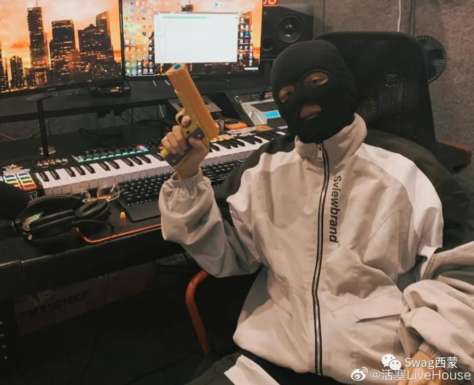 又被骂?姜云升回应Melo Psy.P以及鞠婧祎的争议,JD改名复出却被怼抄袭。 | 第16张 | 嘻哈中国 又被骂?姜云升回应Melo Psy.P以及鞠婧祎的争议,JD改名复出却被怼抄袭。 | 第16张