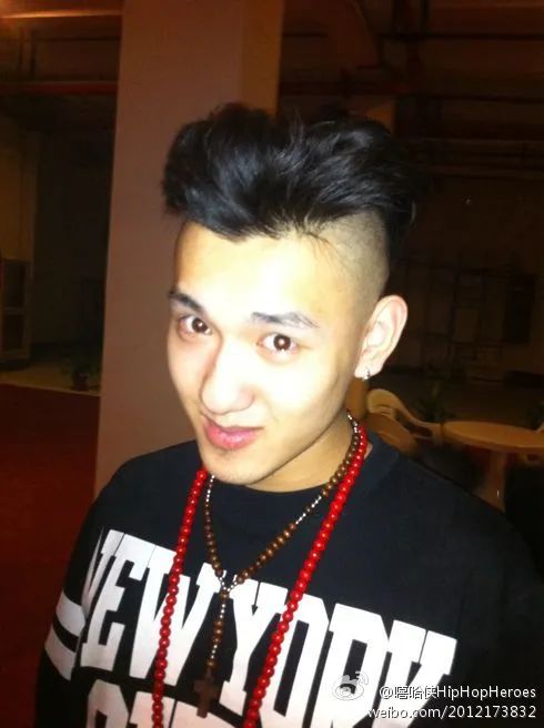 被GAI视为神话，和法老有过合作，GALI在总决赛致敬他……他可能是你偶像的偶像！