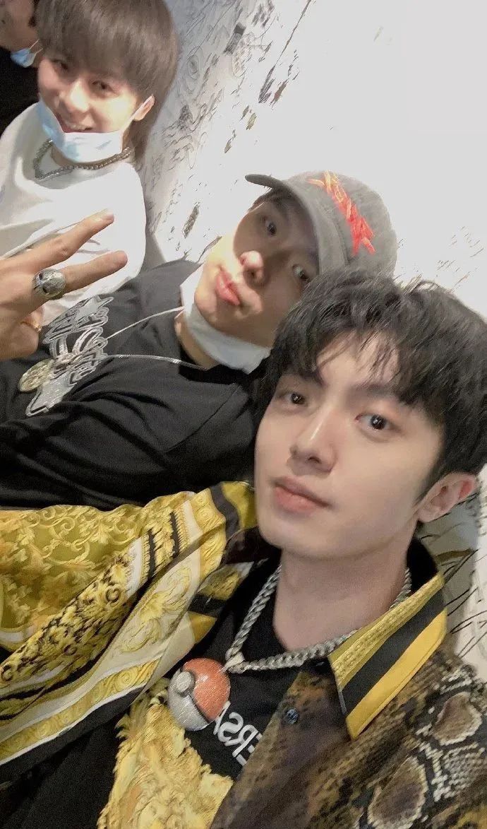 离谱!姜云升、阿达娃、周淑怡加入活死人了??? | 第14张 | 嘻哈中国 离谱!姜云升、阿达娃、周淑怡加入活死人了??? | 第14张