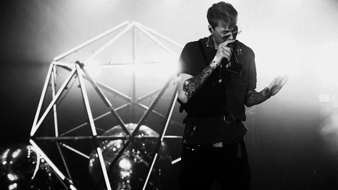 三棒子 Lil Jet 小精灵没镜头便被淘汰,法老说他做说唱是想得到这位选手的认可,小鸭哥diss人之前先道歉 | 第8张 | 嘻哈中国 三棒子 Lil Jet 小精灵没镜头便被淘汰,法老说他做说唱是想得到这位选手的认可,小鸭哥diss人之前先道歉 | 第8张