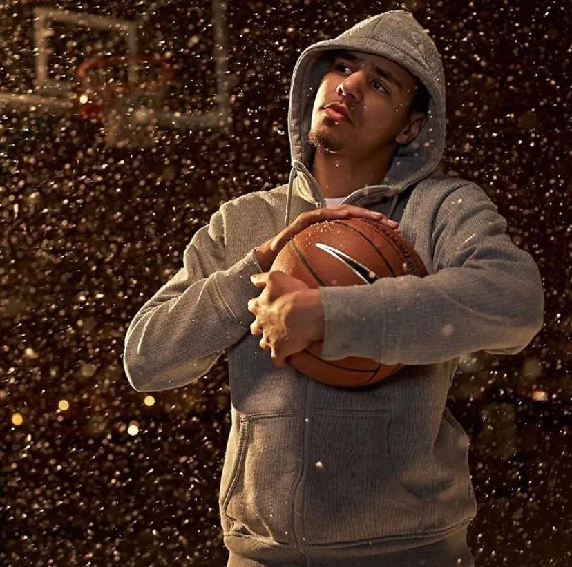 在NBA全明星赛扣篮、被说唱死敌Jay-Z Nas共同欣赏，他为何被称为说唱圈教导主任？