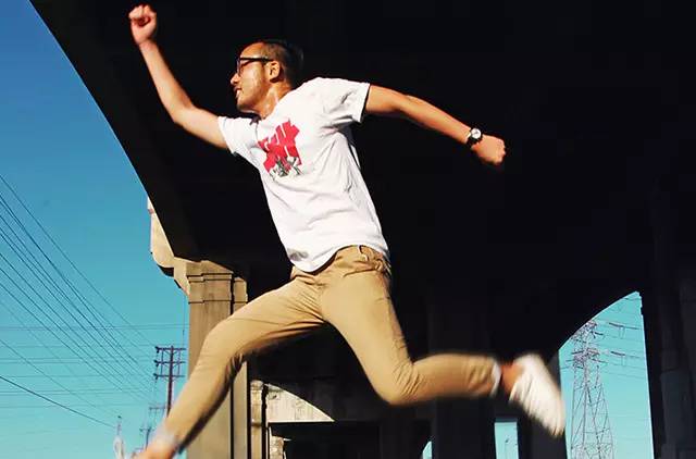 他是中文爵士说唱的代表人物，有嘻哈前就获得主流大奖，如今为何只想当个程序员？