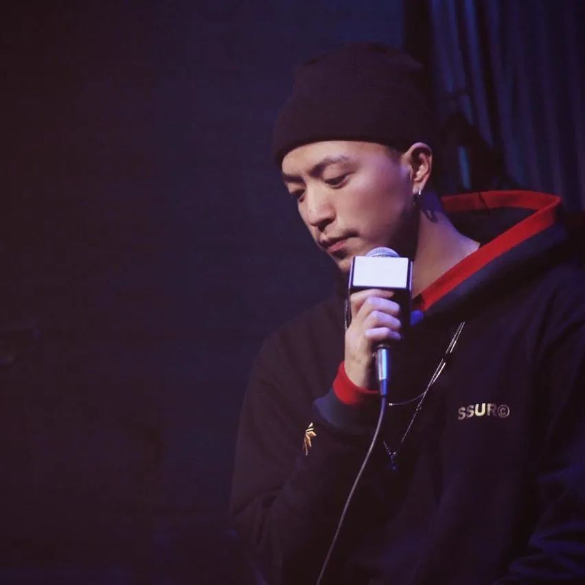 捐的太少？众多说唱歌手捐款竟遭网友嘲讽！！