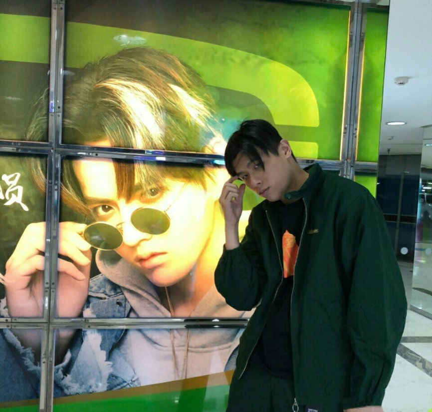 法老和吴亦凡又被锤？两人都回应了！！