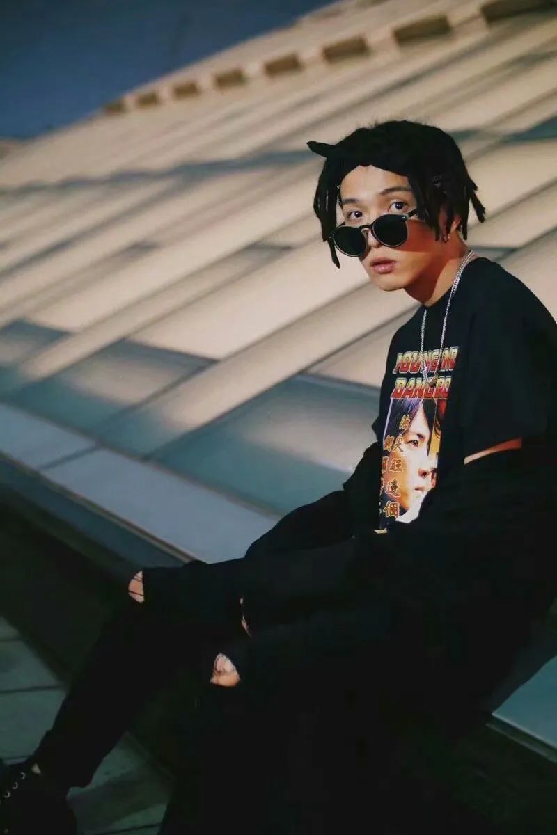 捐的太少？众多说唱歌手捐款竟遭网友嘲讽！！