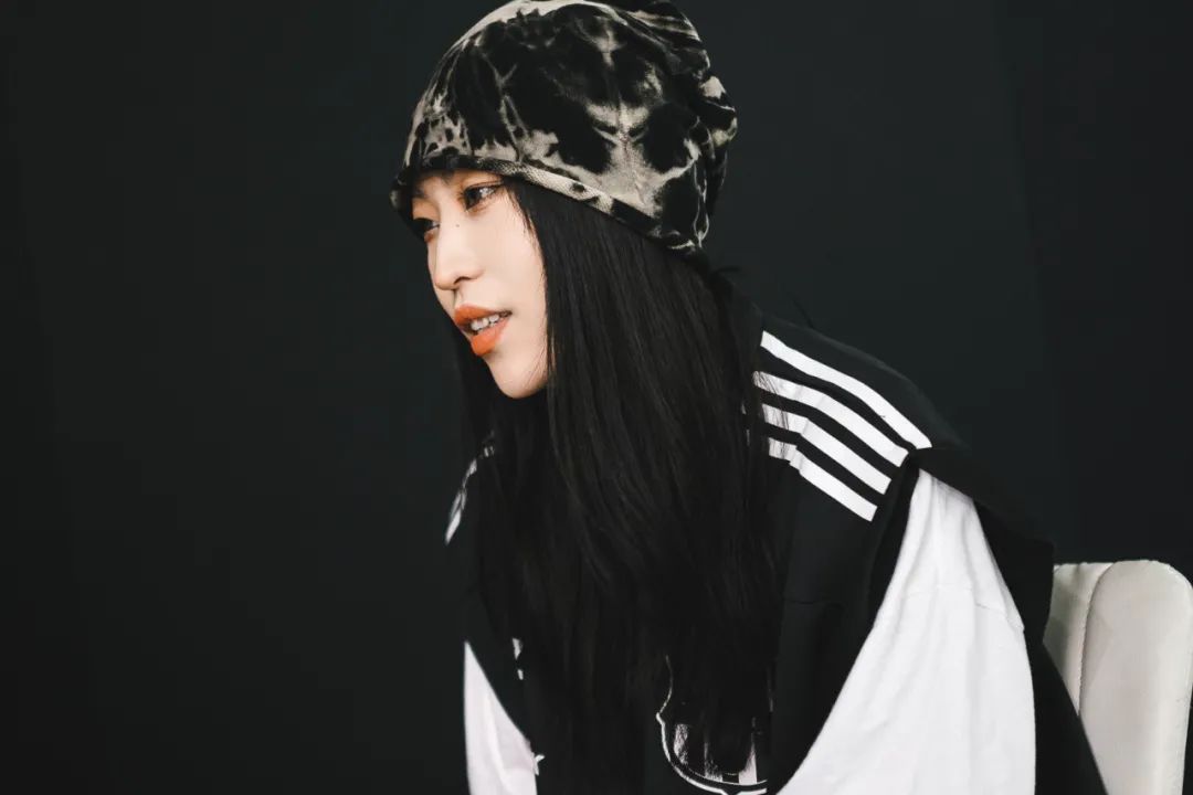 专访张晨蕾:跟重男轻女思想来一场battle | 第4张 | 嘻哈中国 专访张晨蕾:跟重男轻女思想来一场battle | 第4张