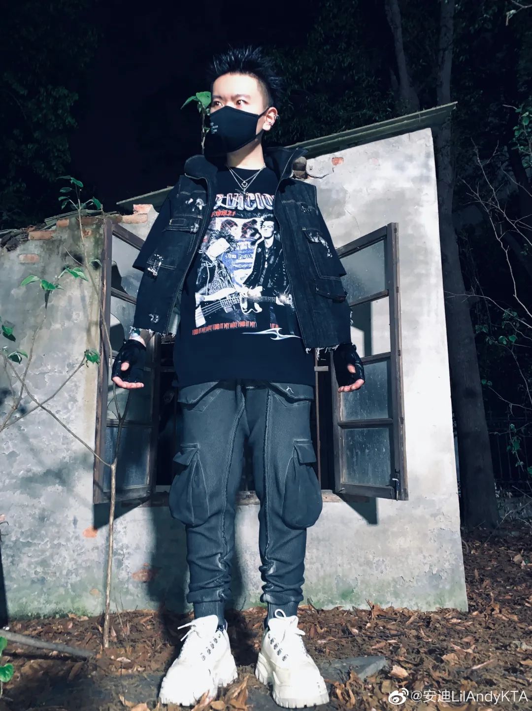 当深蓝法老光光聚在一起,小安迪不再是快嘴天花板,而是把自己关进了“封闭世界”。 | 第9张 | 嘻哈中国 当深蓝法老光光聚在一起,小安迪不再是快嘴天花板,而是把自己关进了“封闭世界”。 | 第9张