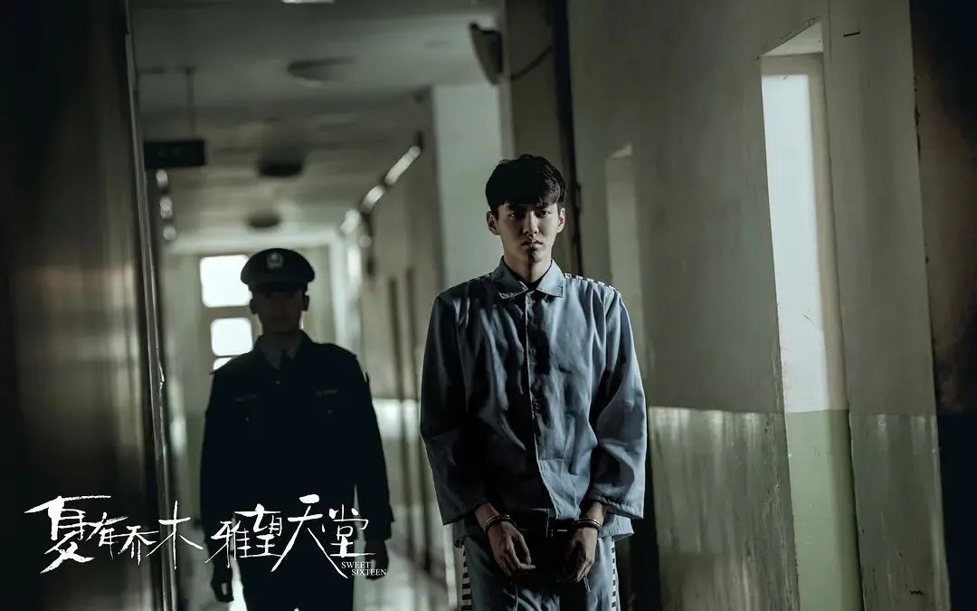 《新说唱》没有吴亦凡了，但看守所有。