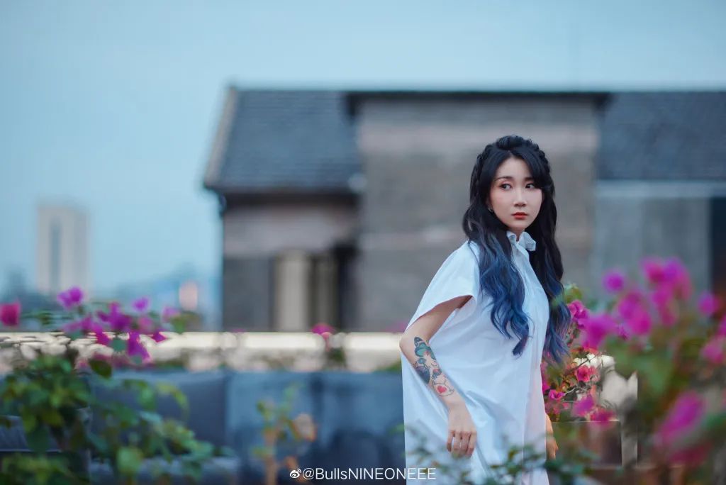 听完乃万新专辑《星月物语Zodiac》,你就知道她的实力配不配得上人气了 | 第6张 | 嘻哈中国 听完乃万新专辑《星月物语Zodiac》,你就知道她的实力配不配得上人气了 | 第6张