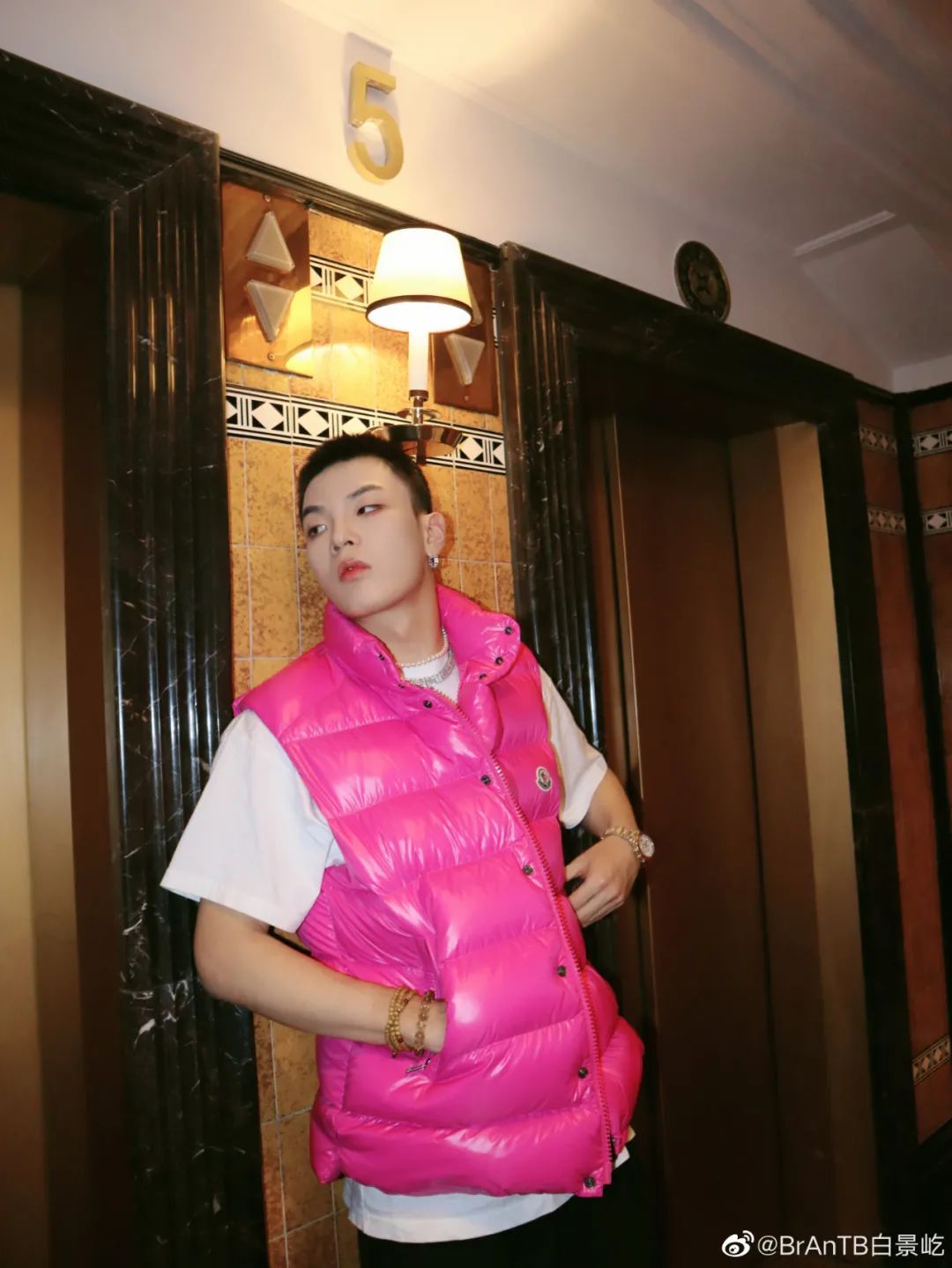 “最熟悉的陌生人”小白回归MDSK，明天他将发布首张个人专辑！ | 第2张