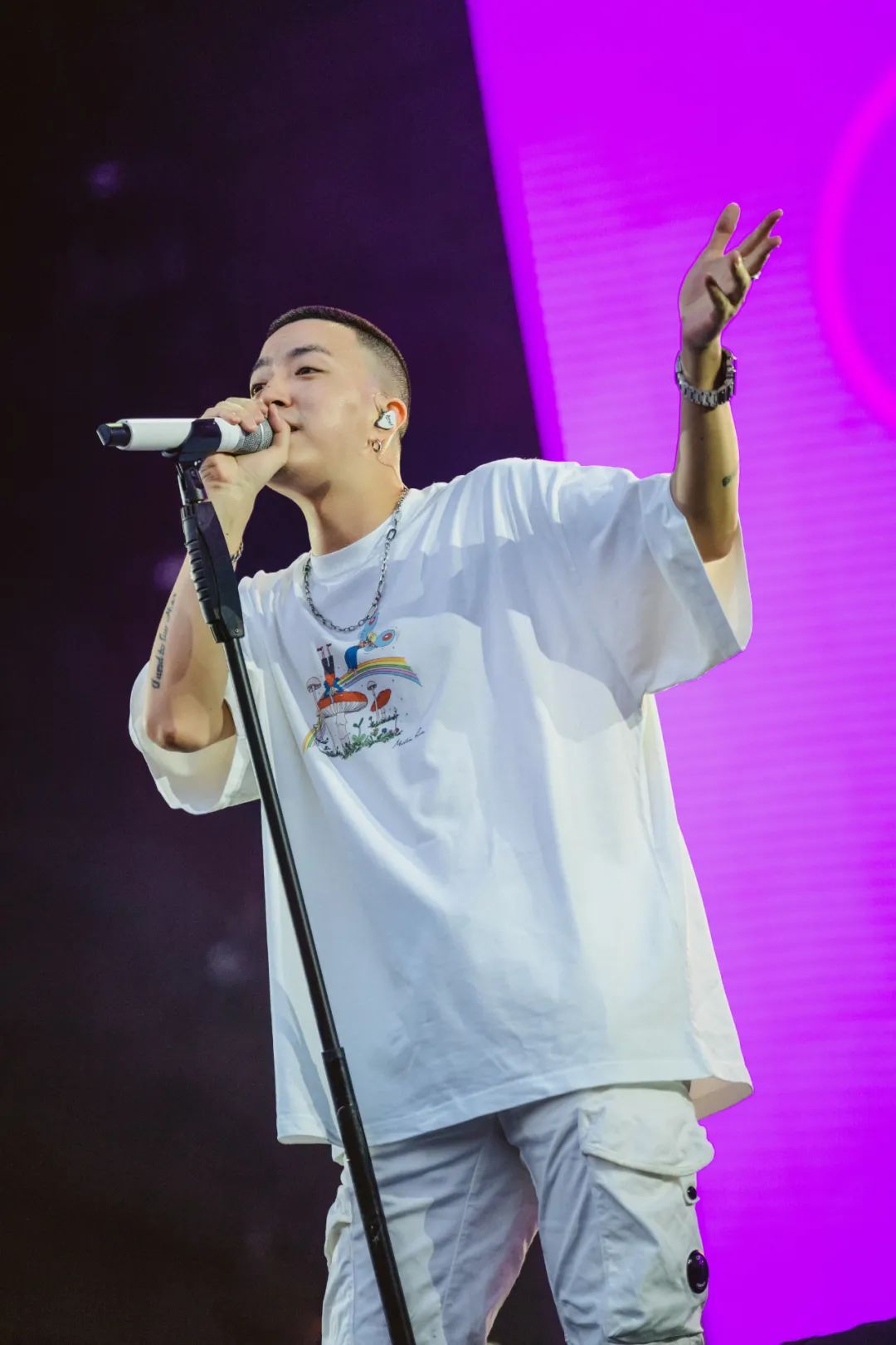 我为什么给Jony J的新专辑《24時·Am》打出了不及格的五分 | 第10张 | 嘻哈中国 我为什么给Jony J的新专辑《24時·Am》打出了不及格的五分 | 第10张