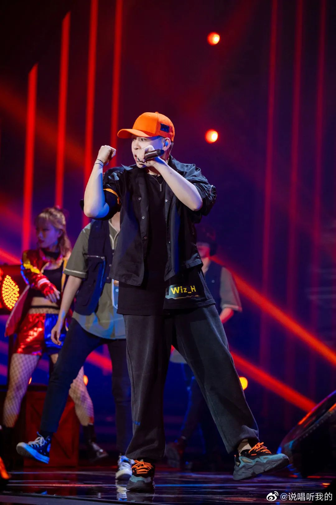 今年从说唱节目中走出的那些令人眼前一亮的新人黑马，你最看好谁？