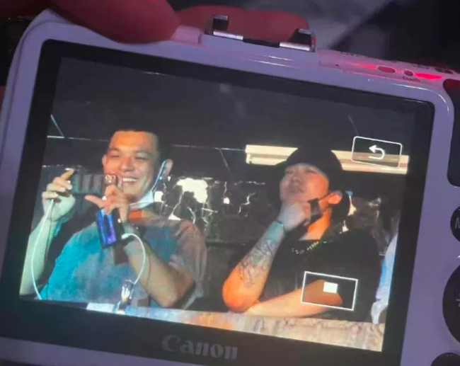 黄旭和艾热回应那奇沃夫?和小白谈PGONE、和艾福杰尼久违合体! | 第5张 | 嘻哈中国 黄旭和艾热回应那奇沃夫?和小白谈PGONE、和艾福杰尼久违合体! | 第5张