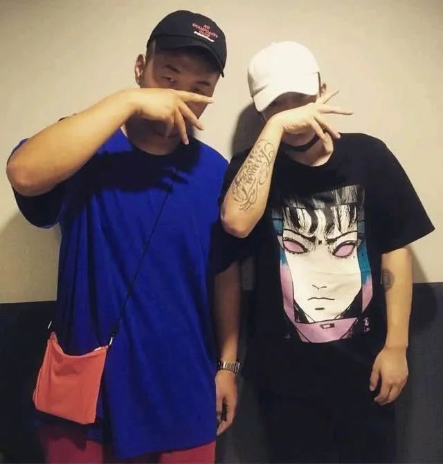 GAI、李尔新在这件事上翻车,福克斯、那奇沃夫的愤怒与它有关,但HipHop离不开它! | 第8张 | 嘻哈中国 GAI、李尔新在这件事上翻车,福克斯、那奇沃夫的愤怒与它有关,但HipHop离不开它! | 第8张